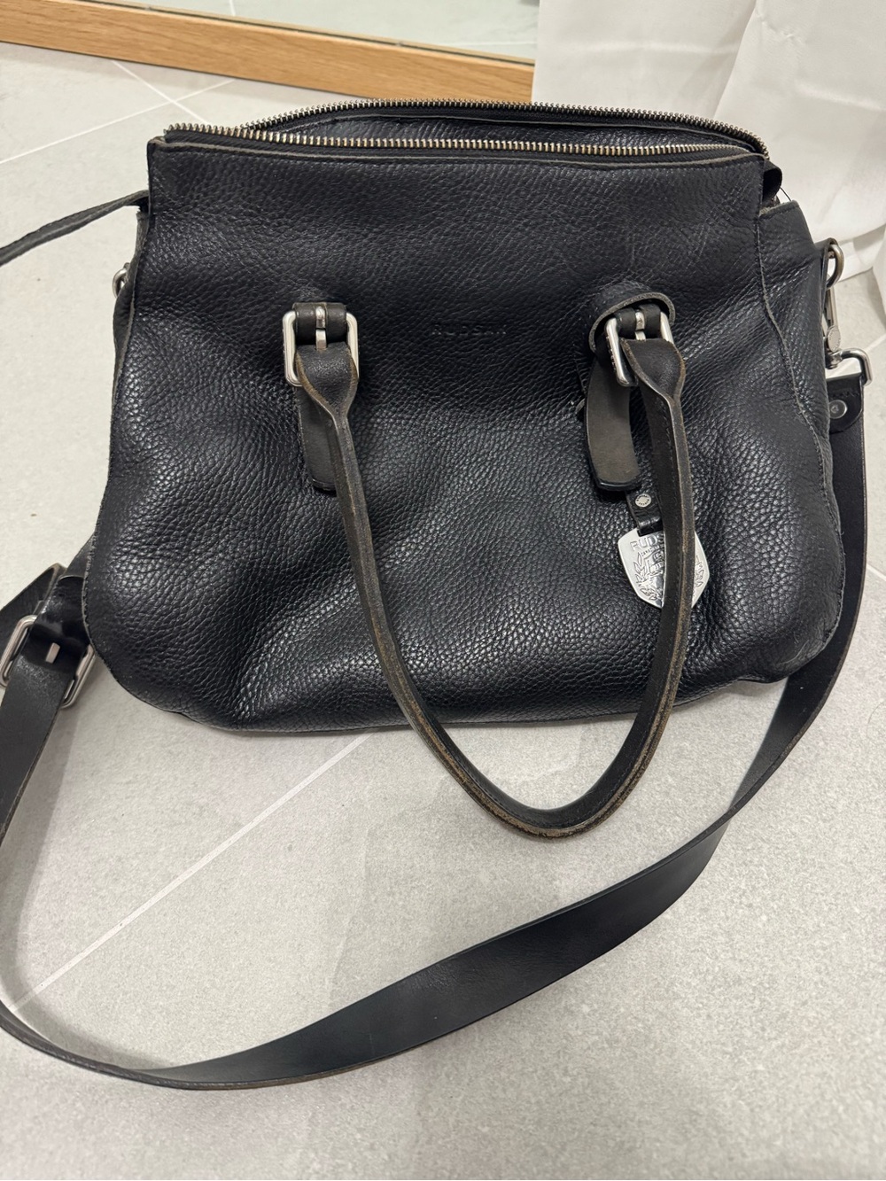RUDSAK Black Leather Satchel Handbag